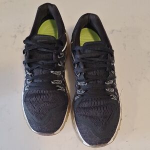 Womens  nike  airmax Black Athletic Shoes size 8